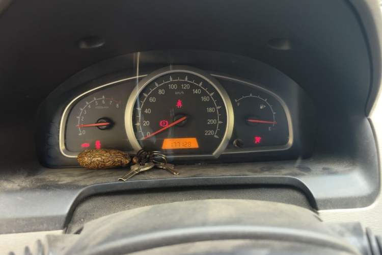 Used Baojun 630 2013 1.5L manual standard version Instrument Cluster