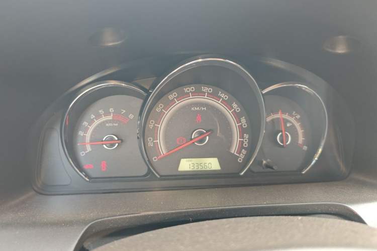 Used Baojun 630 2013 1.5L manual Comfort trim Instrument Cluster