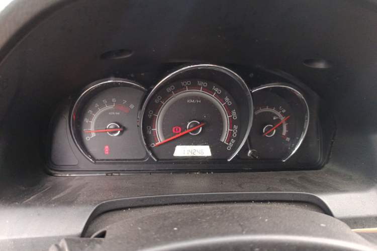 Used Baojun 630 2013 1.5L manual Comfort trim Instrument Cluster