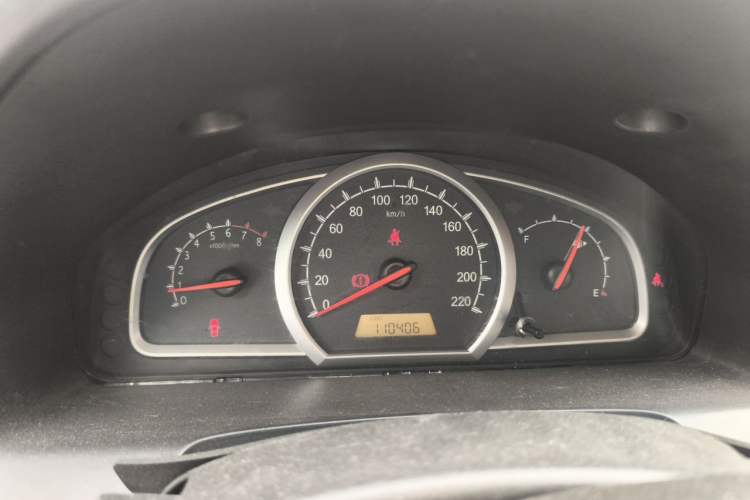 Used Baojun 630 2013 1.5L manual Entry-level trim Instrument Cluster