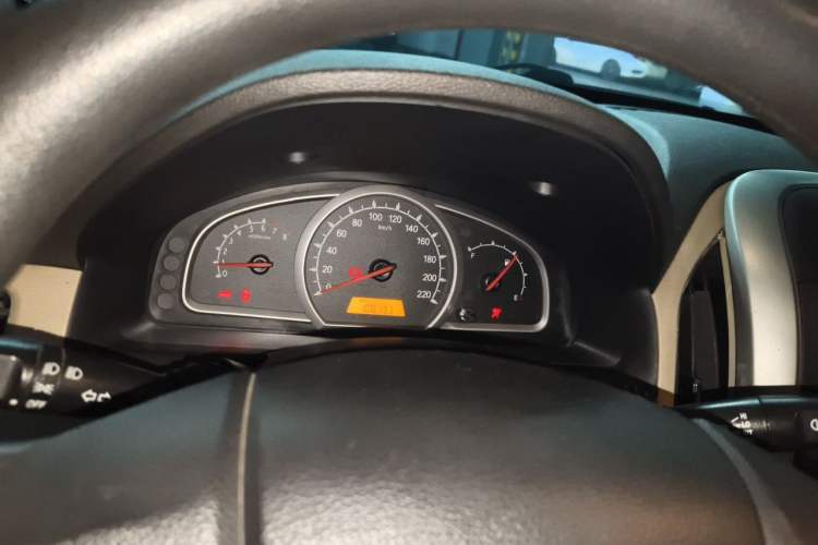 Used Baojun 630 2013 1.5L manual standard version Instrument Cluster
