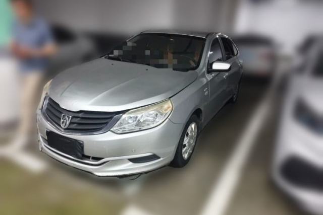 Used Baojun 630 2013 1.5L manual standard version
