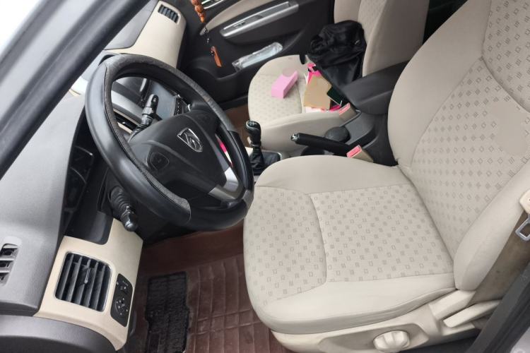 Used Baojun 630 2013 1.5L manual Entry-level trim Left Front Seat