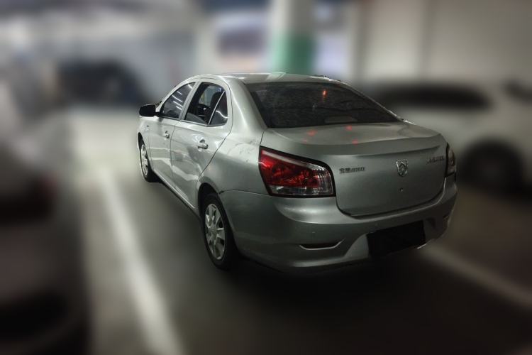Used Baojun 630 2013 1.5L manual standard version Rear Left 45 Deg