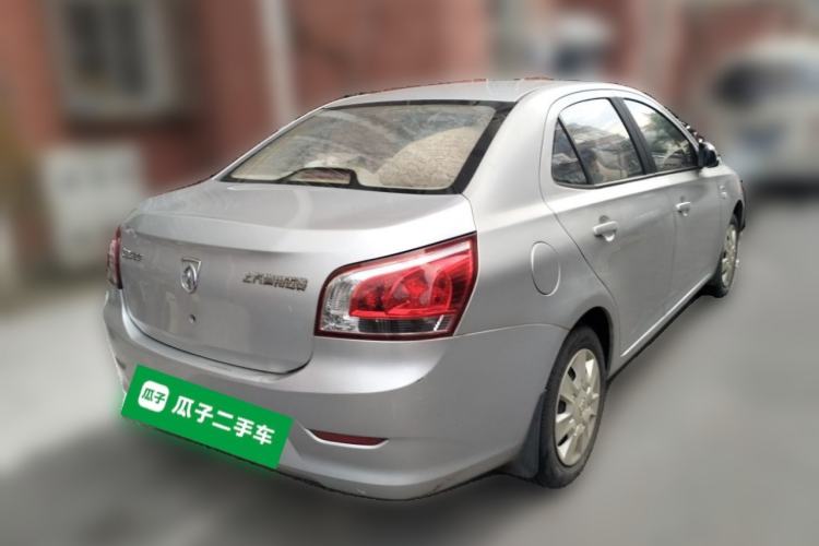 Used Baojun 630 2013 1.5L manual standard version Rear Right 45 Deg