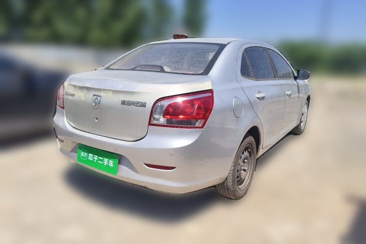 Used Baojun 630 2013 1.5L manual standard version Rear Right 45 Deg