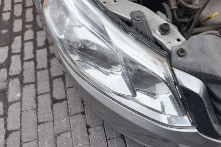Used Baojun 630 2013 1.5L manual Entry-level trim Right Front Headlight