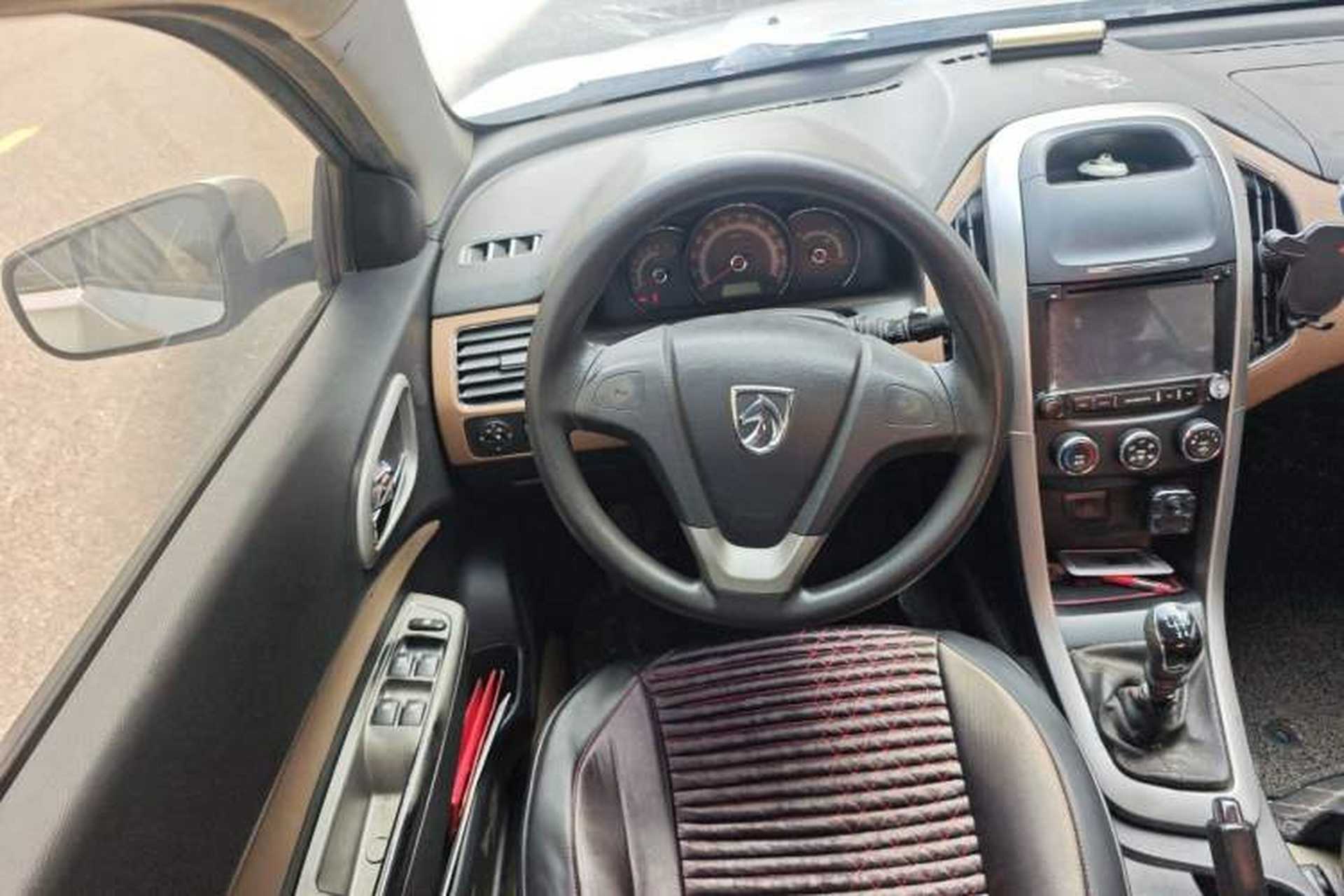 Used Baojun 630 2013 1.5L manual Comfort trim Steering Wheel