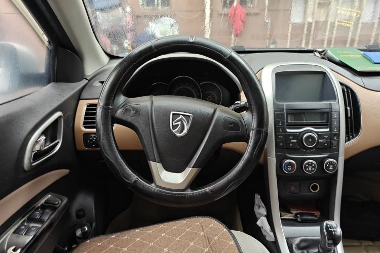 Used Baojun 630 2013 1.5L manual Comfort trim Steering Wheel