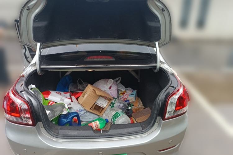 Used Baojun 630 2013 1.5L manual Comfort trim Trunk