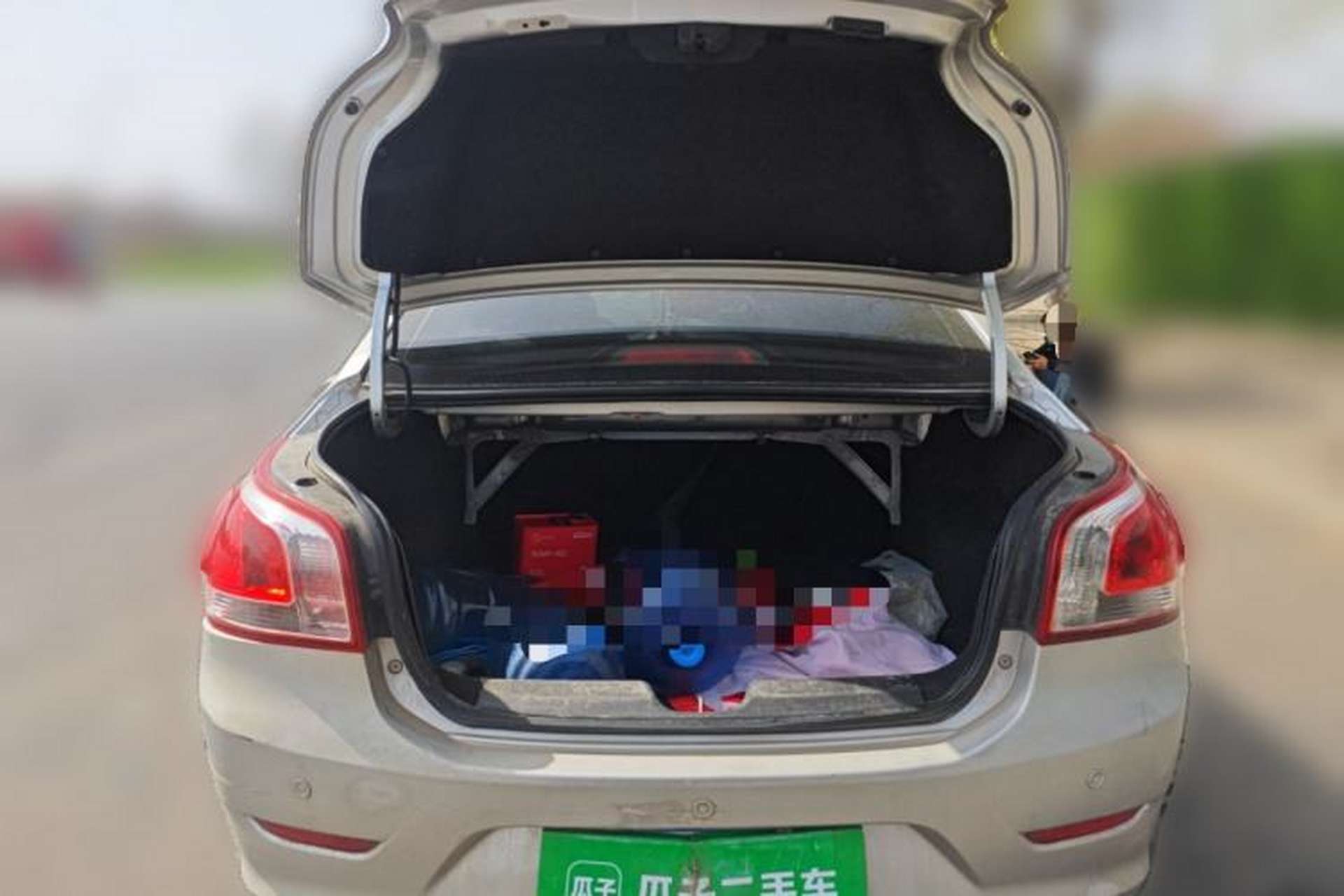 Used Baojun 630 2013 1.5L manual Comfort trim Trunk