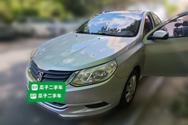 Used Baojun 630 2013 1.5L manual standard version