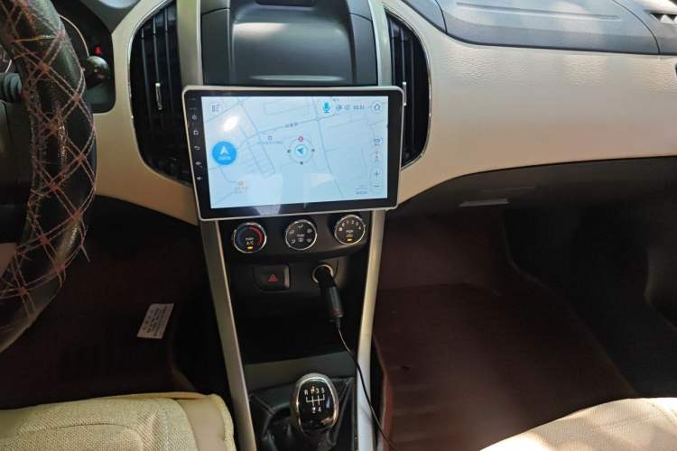 Used Baojun 630 2013 1.5L manual standard version Audio And AC Panel