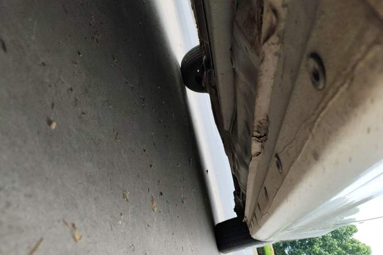 Used Baojun 630 2013 1.5L manual standard version Chassis Front Left