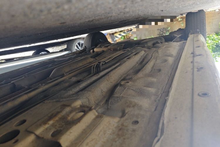 Used Baojun 630 2013 1.5L manual standard version Chassis Front Right