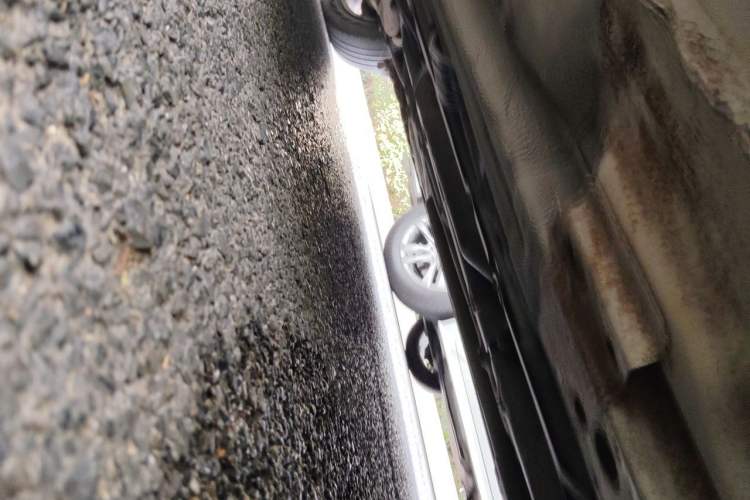 Used Baojun 630 2013 1.8L manual Comfort trim level Chassis Front Right