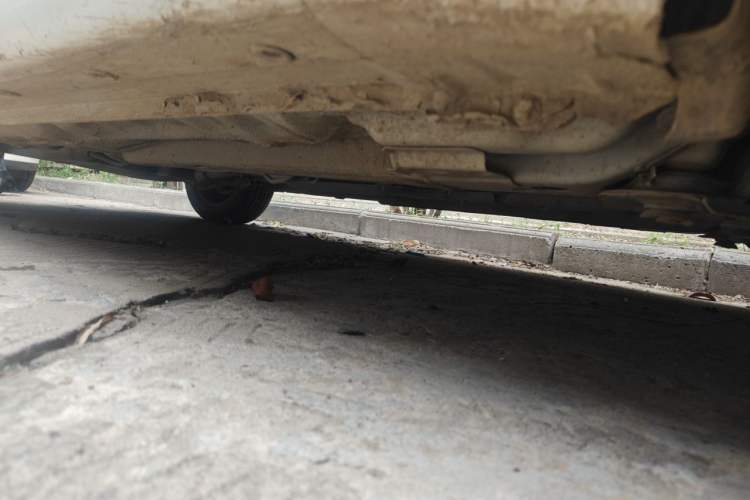 Used Baojun 630 2013 1.5L manual standard version Chassis Front Right