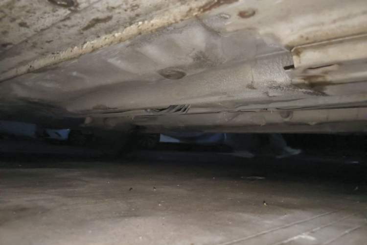Used Baojun 630 2013 1.5L manual standard version Chassis Front Right