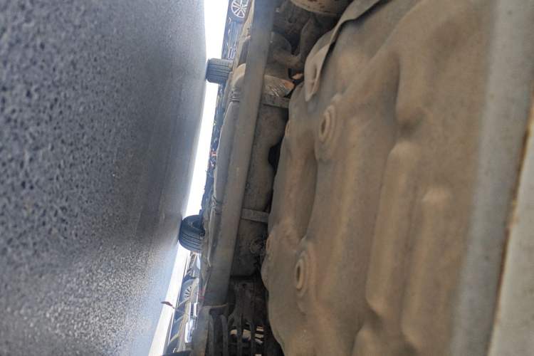 Used Baojun 630 2013 1.5L manual standard version Chassis Rear