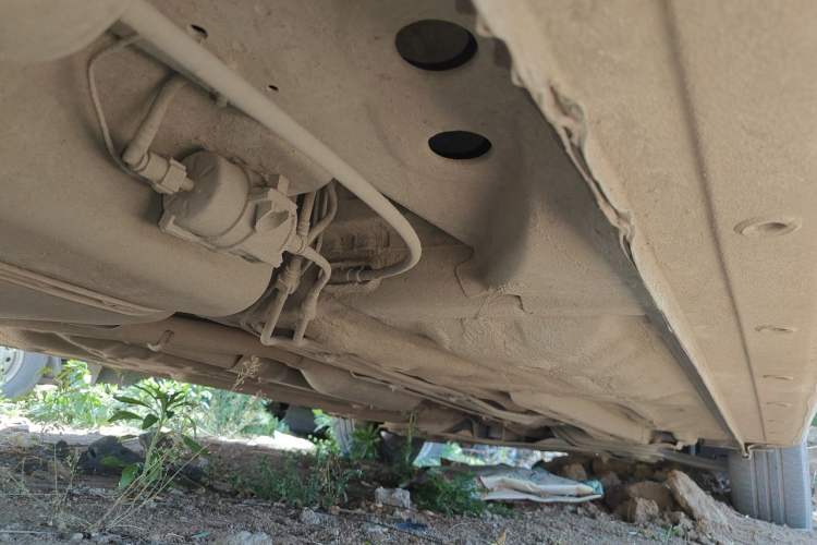 Used Baojun 630 2013 1.5L manual Comfort trim Chassis Rear Right