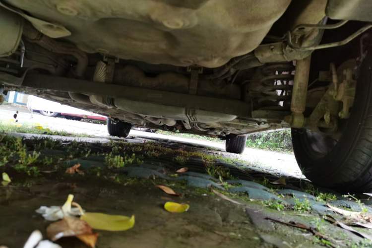 Used Baojun 630 2013 1.5L manual Entry-level trim Chassis Rear Right
