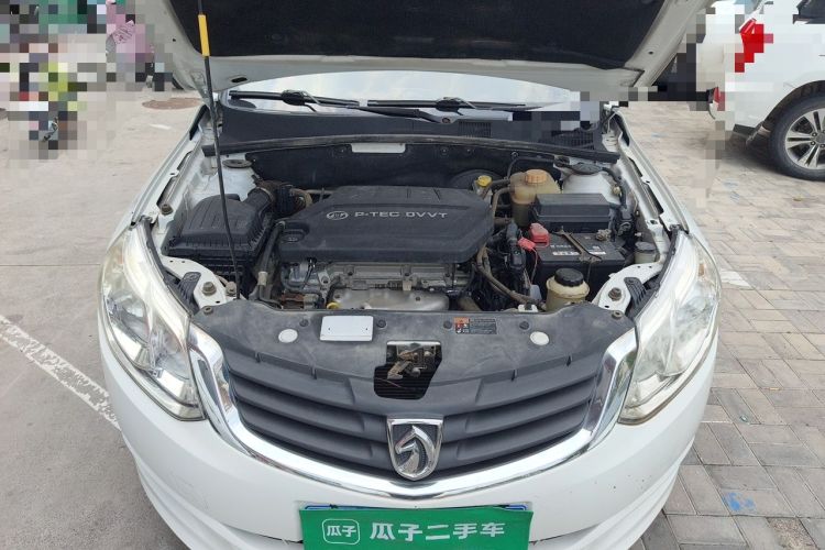 Used Baojun 630 2013 1.5L manual Entry-level trim Engine Bay