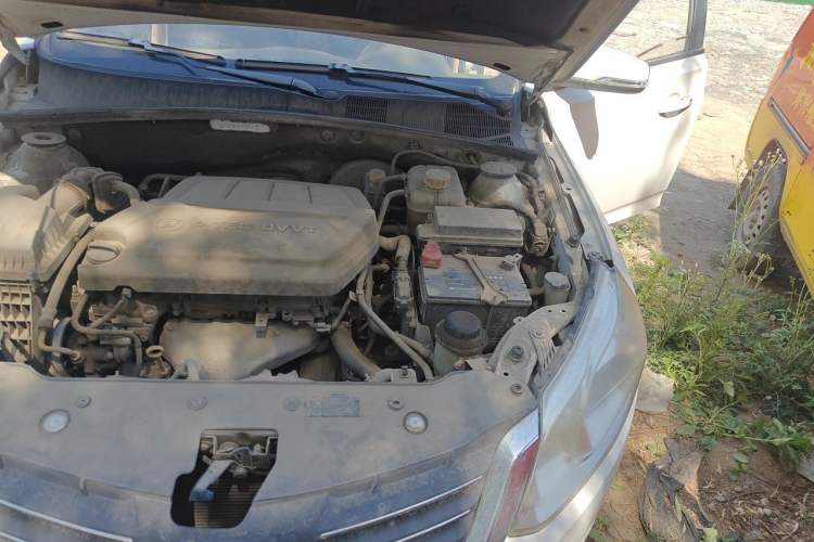 Used Baojun 630 2013 1.5L manual Comfort trim Engine Bay Left