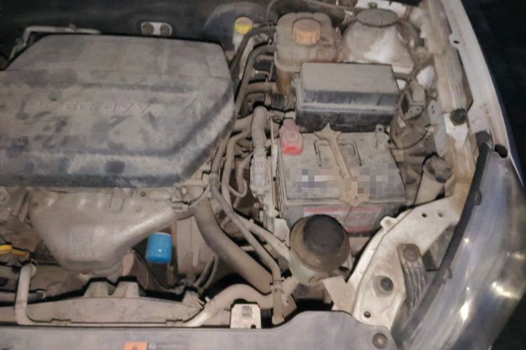 Used Baojun 630 2013 1.5L manual standard version Engine Bay Left