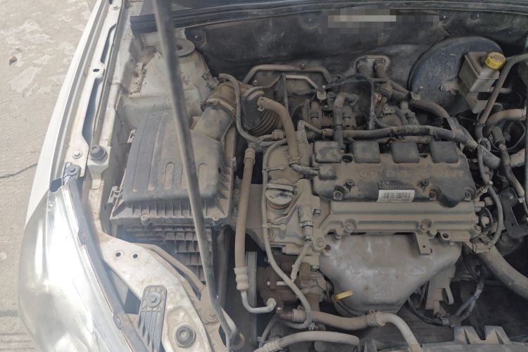 Used Baojun 630 2013 1.5L manual standard version Engine Bay Right