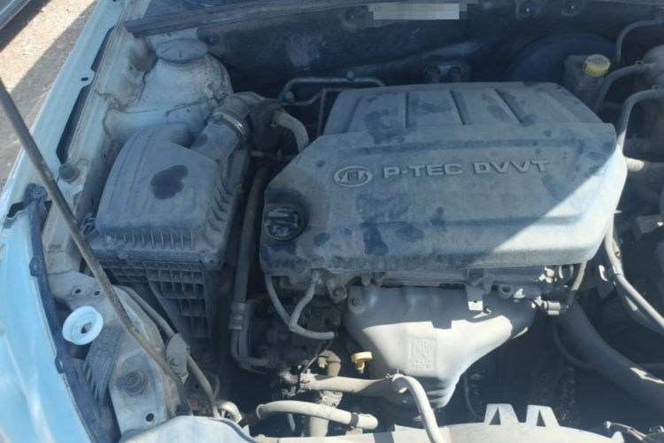 Used Baojun 630 2013 1.5L manual standard version Engine Bay Right