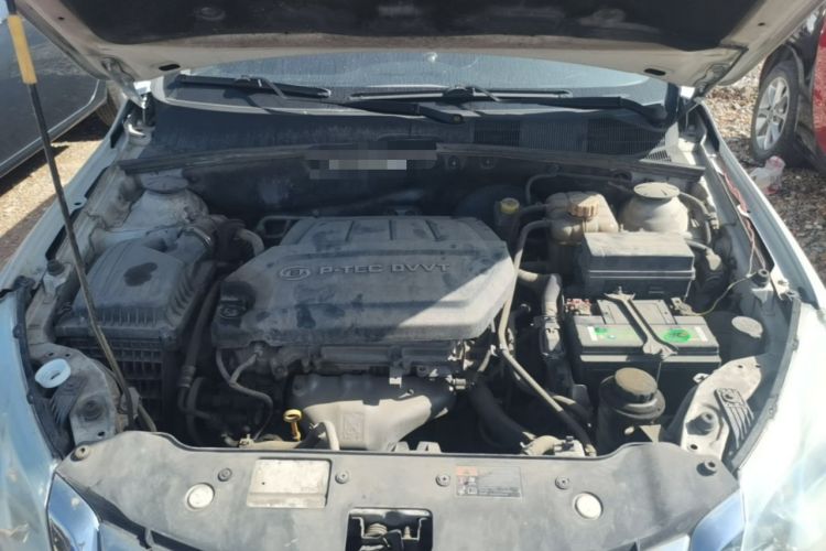 Used Baojun 630 2013 1.5L manual standard version Engine Bay