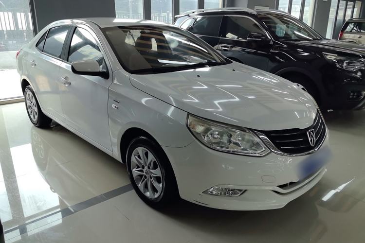 Used Baojun 630 2013 1.5L manual Comfort trim Exterior 2
