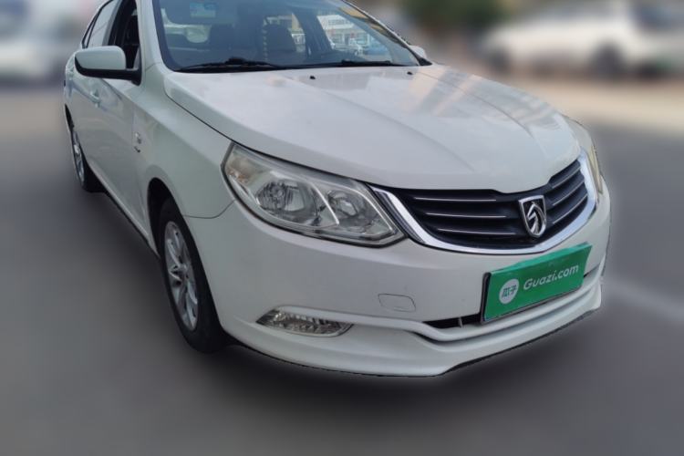 Used Baojun 630 2013 1.5L manual Elite version Front Right 45 Deg