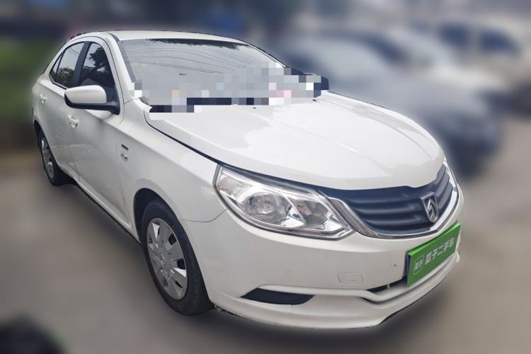 Used Baojun 630 2013 1.5L manual standard version Front Right 45 Deg