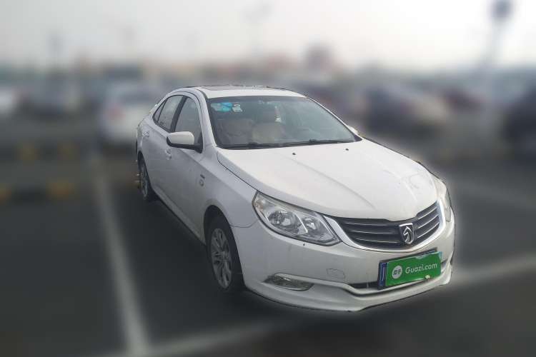 Used Baojun 630 2013 1.5L automatic Elite version Front Right 45 Deg