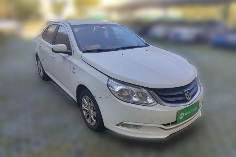 Used Baojun 630 2013 1.5L manual Comfort trim Front Right 45 Deg