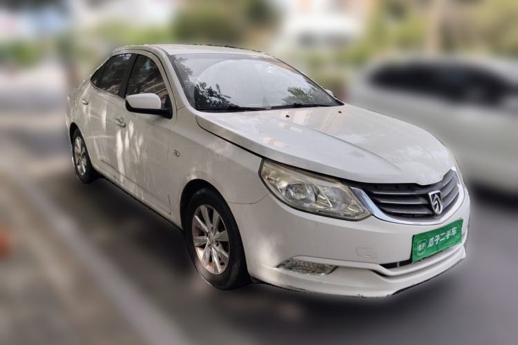 Used Baojun 630 2013 1.8L manual Comfort trim level Front Right 45 Deg