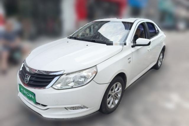 Used Baojun 630 2013 1.5L manual Entry-level trim
