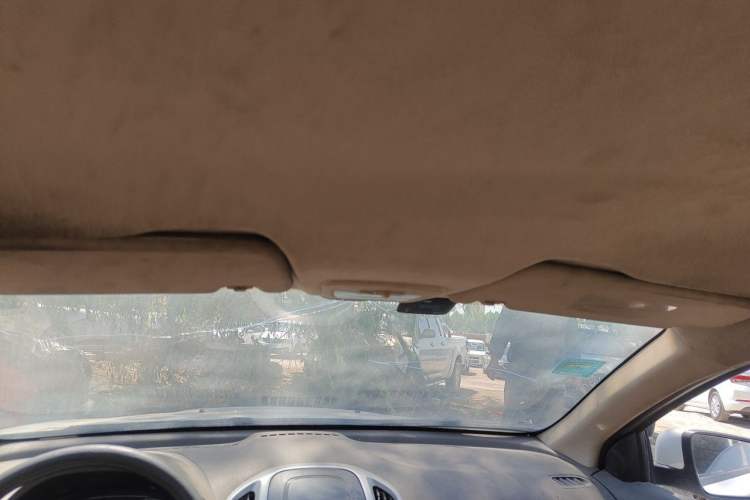 Used Baojun 630 2013 1.5L manual Comfort trim Headliner