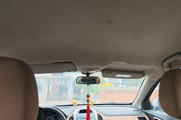Used Baojun 630 2013 1.5L manual Comfort trim Headliner
