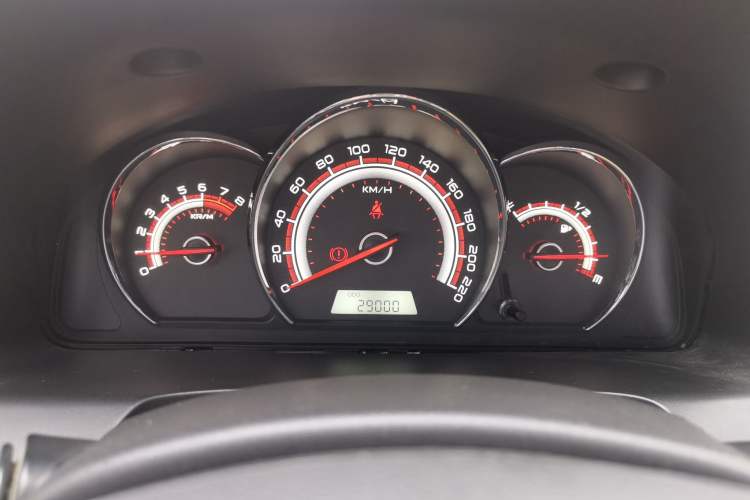 Used Baojun 630 2013 1.5L manual Comfort trim Instrument Cluster