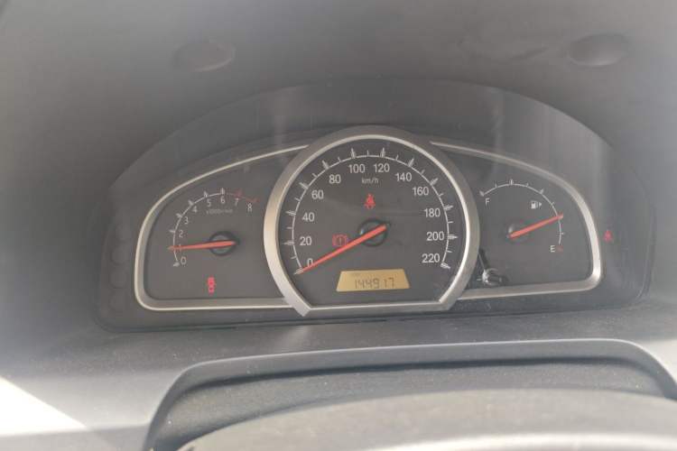 Used Baojun 630 2013 1.5L manual standard version Instrument Cluster