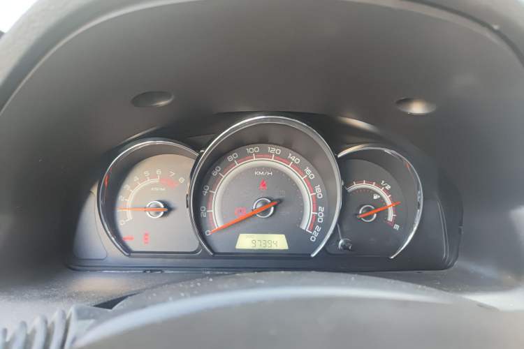 Used Baojun 630 2013 1.5L manual Comfort trim Instrument Cluster