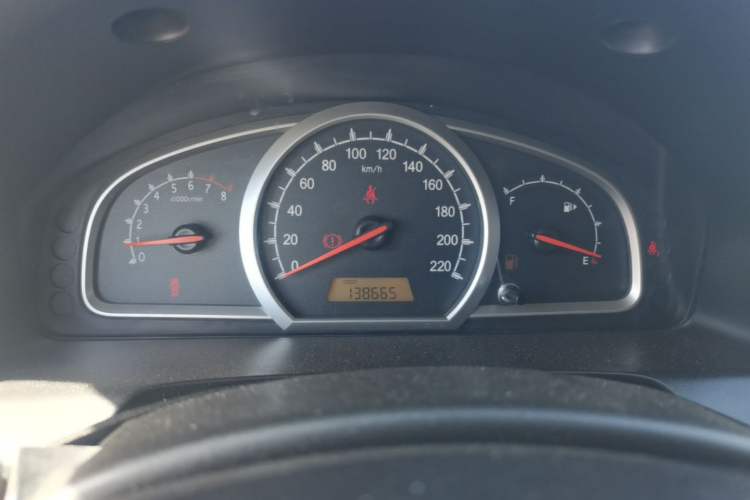 Used Baojun 630 2013 1.5L manual standard version Instrument Cluster