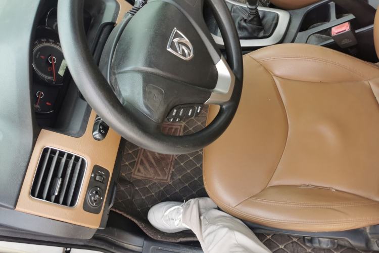 Used Baojun 630 2013 1.5L manual Elite version Left Front Seat