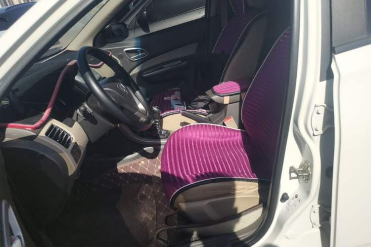 Used Baojun 630 2013 1.5L manual standard version Left Front Seat