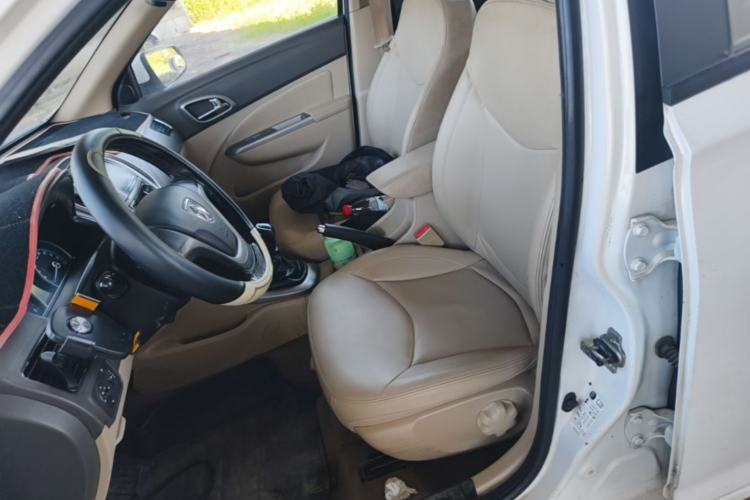 Used Baojun 630 2013 1.5L manual Comfort trim Left Front Seat