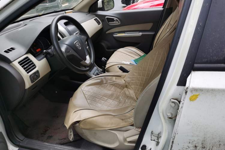Used Baojun 630 2013 1.5L manual Entry-level trim Left Front Seat