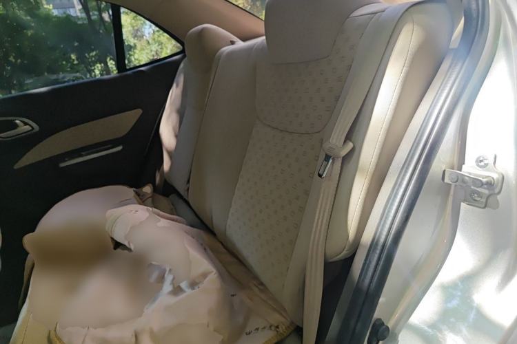 Used Baojun 630 2013 1.5L manual standard version Left Rear Seat