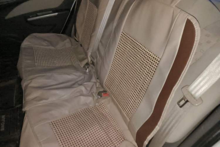 Used Baojun 630 2013 1.5L manual standard version Left Rear Seat